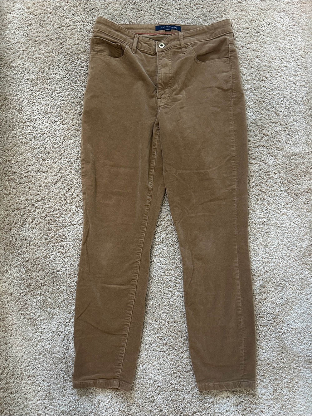 Tommy Hilfiger Women's Corduroy Skinny Pants in Brown